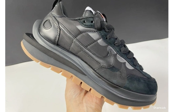 Sacai Gum Nike Black Vaporwaffle DD1875-001 0927